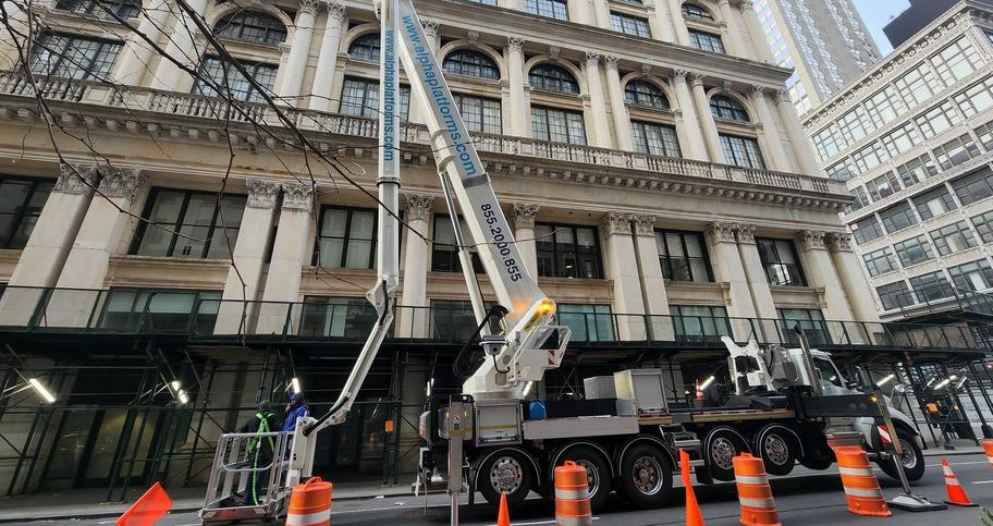 Aerial Lift for Building Maintenance