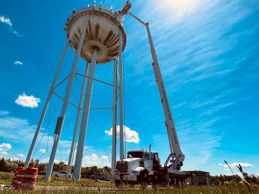 Boom lift for water tower inspection