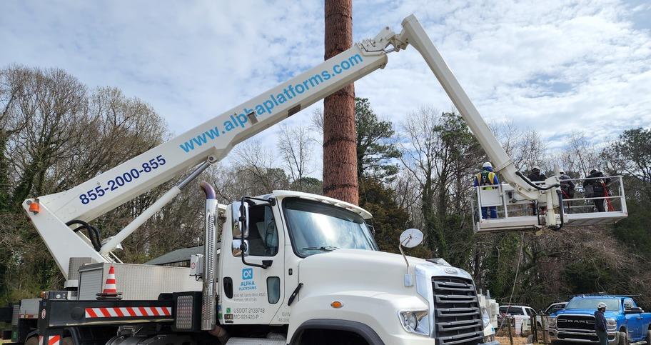 Aerial Lifts For Tree Pruning Services