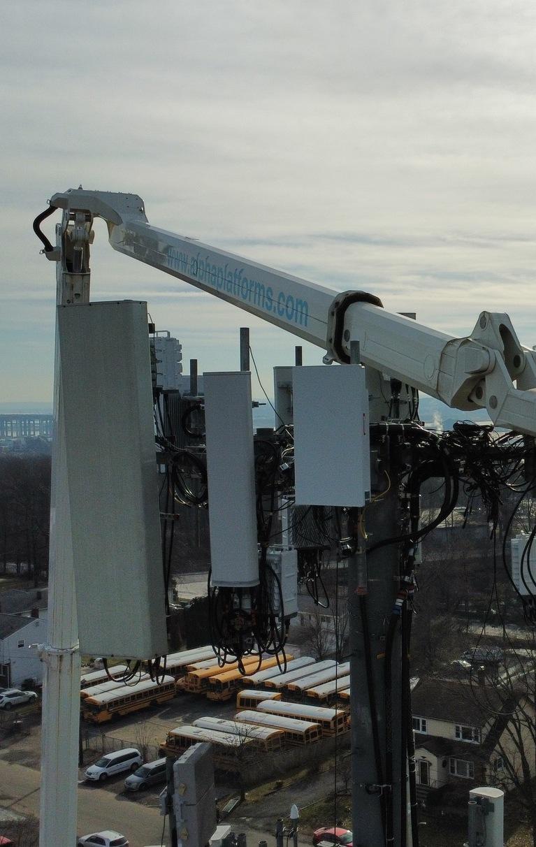 Boom Lifts for Telecom Towers